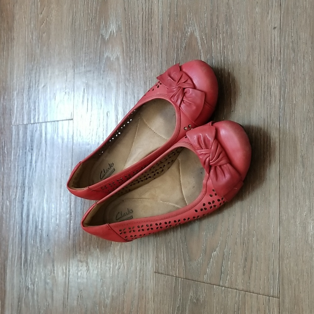 (7) Clarks Eyelet Floral Bohemian Peasant Flats Cottagecore Dainty Feminine